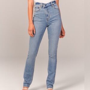 Abercrombie & Fitch 90’s Slim Straight Ultra High Rise Curve Love Jeans